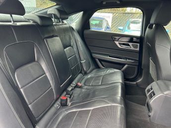 JAGUAR XF 2.0d R-Sport Saloon 4dr Diesel Auto Euro 6 (s/s) (163 ps)