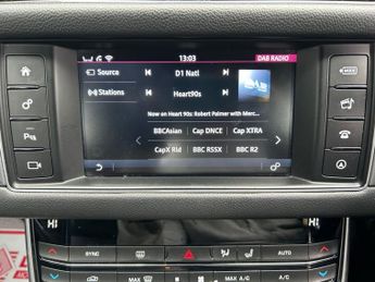 JAGUAR XF 2.0d R-Sport Saloon 4dr Diesel Auto Euro 6 (s/s) (163 ps)