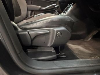 VAUXHALL GRANDLAND X 1.2 Turbo Griffin Edition SUV 5dr Petrol Manual Euro 6 (s/s) (13