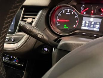 VAUXHALL GRANDLAND X 1.2 Turbo Griffin Edition SUV 5dr Petrol Manual Euro 6 (s/s) (13