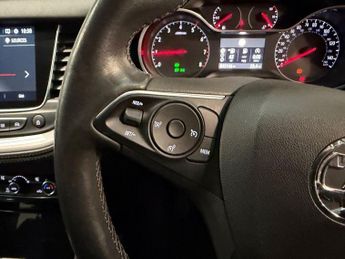 VAUXHALL GRANDLAND X 1.2 Turbo Griffin Edition SUV 5dr Petrol Manual Euro 6 (s/s) (13