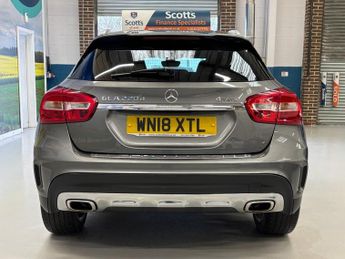 MERCEDES-BENZ 180 2.1 GLA220d AMG Line SUV 5 Door Diesel Automatic Grey 7G-DCT 4MA