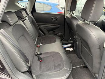 NISSAN QASHQAI 1.6 dCi 360 SUV 5 Door Diesel Manual Black 2WD Low Tax