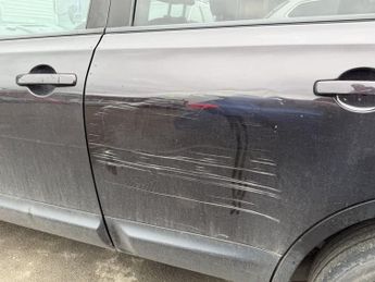 NISSAN QASHQAI 1.6 dCi 360 SUV 5 Door Diesel Manual Black 2WD Low Tax