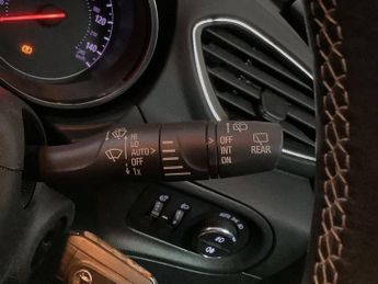 VAUXHALL GRANDLAND X 1.5 Turbo D BlueInjection Elite Nav SUV 5dr Diesel Auto 8Spd Eur