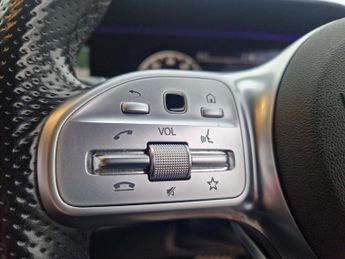 MERCEDES-BENZ E-CLASS 2.0 E300de 13.5kWh AMG Line (Premium) Estate 5dr Diesel Plug-in 