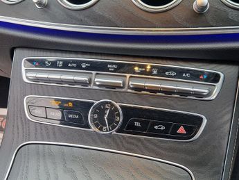 MERCEDES-BENZ E-CLASS 2.0 E300de 13.5kWh AMG Line (Premium) Estate 5dr Diesel Plug-in 