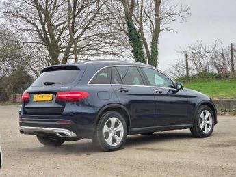 MERCEDES-BENZ GLC 2.1 GLC220d Sport (Premium) SUV 5dr Diesel G-Tronic 4MATIC Euro 
