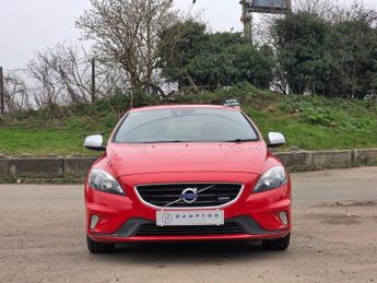 VOLVO V40 1.6 D2 R-Design Nav Hatchback 5dr Diesel Manual Euro 5 (s/s) (11