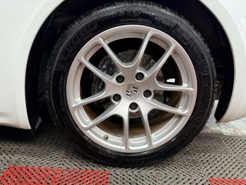 PORSCHE 718 CAYMAN 2.0T Coupe 2dr Petrol PDK Euro 6 (s/s) (300 ps)