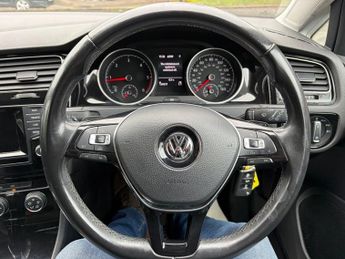 VOLKSWAGEN GOLF 2.0 TDI BlueMotion Tech GT Hatchback 5dr Diesel DSG Euro 5 (s/s)