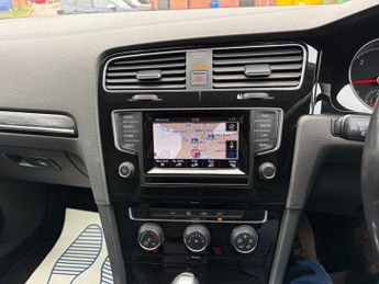 VOLKSWAGEN GOLF 2.0 TDI BlueMotion Tech GT Hatchback 5dr Diesel DSG Euro 5 (s/s)