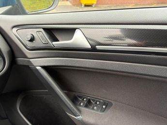 VOLKSWAGEN GOLF 2.0 TDI BlueMotion Tech GT Hatchback 5dr Diesel DSG Euro 5 (s/s)