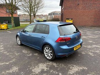 VOLKSWAGEN GOLF 2.0 TDI BlueMotion Tech GT Hatchback 5dr Diesel DSG Euro 5 (s/s)