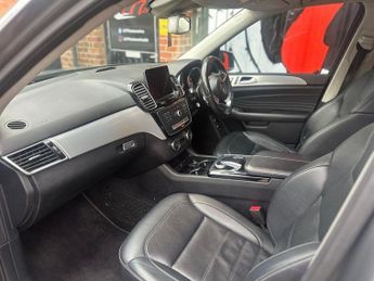 MERCEDES-BENZ GLE 3.0 GLE350d V6 AMG Line (Premium) SUV 5dr Diesel G-Tronic 4MATIC