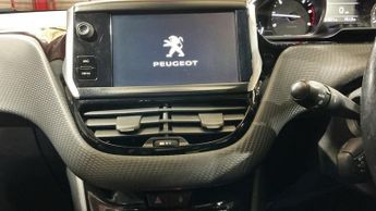 PEUGEOT 2008 1.6 BlueHDi Allure SUV 5dr Diesel Manual Euro 6 (s/s) (100 ps) *