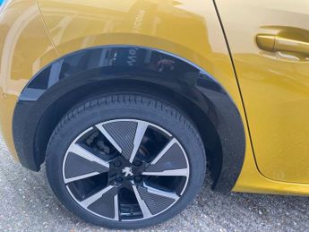 PEUGEOT E-208 50kWh GT Hatchback 5dr Electric Auto (7kW Charger) (136 ps)