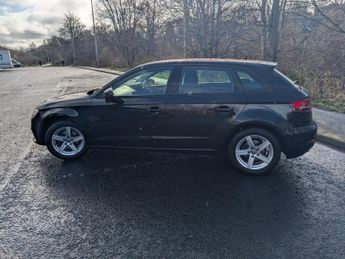 AUDI A3 1.5 TFSI CoD 35 SE Technik Sportback 5dr Petrol S Tronic Euro 6 