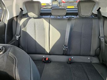 VAUXHALL Corsa Electric 50kWh Elite Nav Hatchback 5dr Electric Auto (7.4Kw Charger) (136