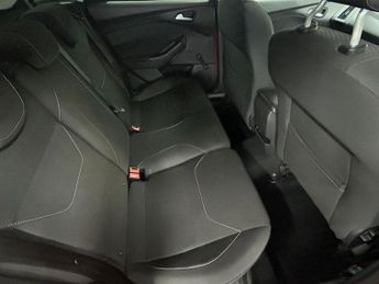 FORD FOCUS 1.0T EcoBoost Zetec Hatchback 5dr Petrol Manual Euro 6 (s/s) (12