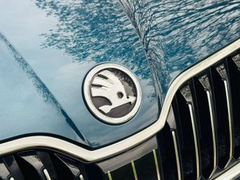 SKODA SUPERB 2.0 TDI SE L Executive Hatchback 5dr Diesel DSG Auto 6Spd Euro 6