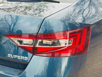 SKODA SUPERB 2.0 TDI SE L Executive Hatchback 5dr Diesel DSG Auto 6Spd Euro 6