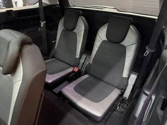 CITROEN GRAND C4 PICASSO 2.0 BlueHDi Exclusive+ MPV 5dr Diesel EAT6 Euro 6 (s/s) (150 ps)