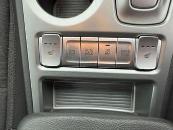 HYUNDAI KONA 64kWh Premium SUV 5dr Electric Auto (10.5kW Charger) (204 ps)