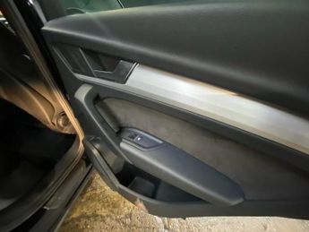 AUDI Q5 2.0 TDI 40 S line SUV 5dr Diesel S Tronic quattro Euro 6 (s/s) (