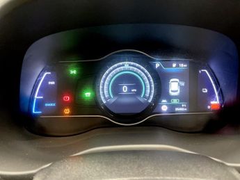 HYUNDAI KONA 64kWh Premium SUV 5dr Electric Auto (7kW Charger) (204 ps)