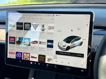 TESLA Model 3 (Dual Motor) Long Range Saloon 4dr Electric Auto 4WDE (346 ps)