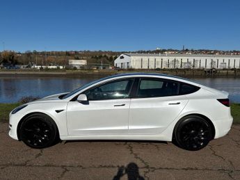 TESLA Model 3 (Dual Motor) Long Range Saloon 4dr Electric Auto 4WDE (346 ps)