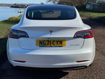TESLA Model 3 (Dual Motor) Long Range Saloon 4dr Electric Auto 4WDE (346 ps)