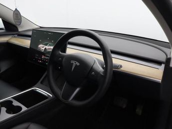 TESLA Model 3 Saloon 4dr Electric Auto RWD (241 bhp)