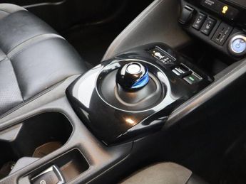 NISSAN LEAF 39kWh Tekna Hatchback 5dr Electric Auto (150 ps)