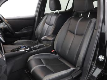 NISSAN LEAF 39kWh Tekna Hatchback 5dr Electric Auto (150 ps)