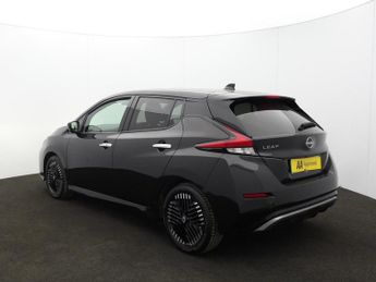 NISSAN LEAF 39kWh Tekna Hatchback 5dr Electric Auto (150 ps)