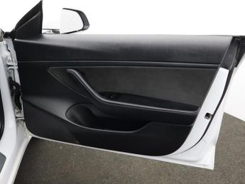 TESLA Model 3 Standard Range Plus Saloon 4dr Electric Auto RWD (241 bhp)