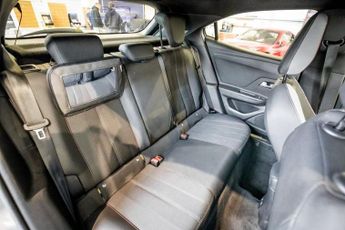 VAUXHALL MOKKA ELECTRIC 50kWh SRi Premium SUV 5dr Electric Auto (136 ps)