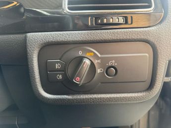 VOLKSWAGEN TOUAREG 3.0 V6 R-LINE TDI BLUEMOTION TECHNOLOGY 5d 242 BHP