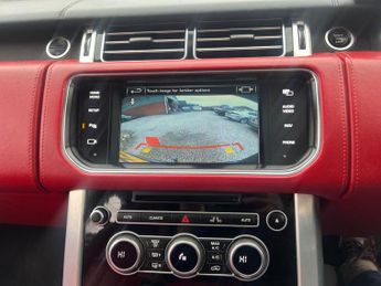 LAND ROVER RANGE ROVER 4.4 SD V8 Autobiography SUV 5dr Diesel Auto 4WD Euro 5 (339 ps)