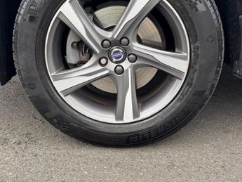 VOLVO XC60 2.4 D4 R-Design Lux Nav SUV 5dr Diesel Auto AWD Euro 6 (s/s) (19