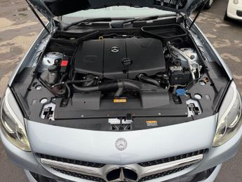 MERCEDES-BENZ SLC 2.1 SLC250d AMG Line Convertible 2dr Diesel G-Tronic Euro 6 (s/s