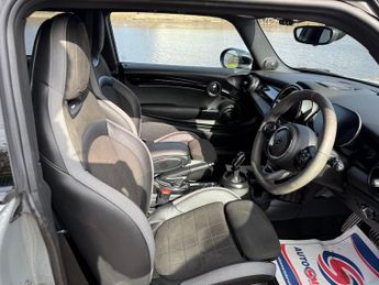 MINI HATCH 2.0 John Cooper Works Hatchback 3dr Petrol Steptronic Euro 6 (s/