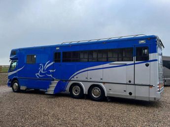 RENAULT PREMIUM OAKLEY HORSEBOX 7 HORSE SLIDEOUT