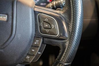 LAND ROVER RANGE ROVER EVOQUE 2.0 TD4 HSE Dynamic SUV 5dr Diesel Auto 4WD Euro 6 (s/s) (180 ps