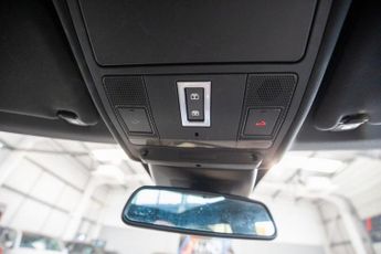 LAND ROVER RANGE ROVER EVOQUE 2.0 TD4 HSE Dynamic SUV 5dr Diesel Auto 4WD Euro 6 (s/s) (180 ps