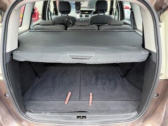 RENAULT GRAND SCENIC 1.5 dCi Expression MPV 5dr Diesel EDC Euro 5 (110 ps)