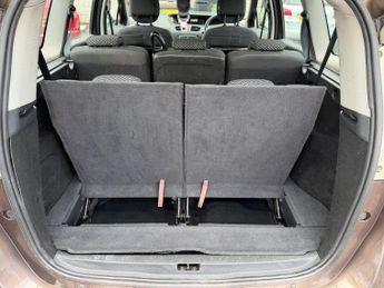 RENAULT GRAND SCENIC 1.5 dCi Expression MPV 5dr Diesel EDC Euro 5 (110 ps)