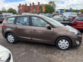 RENAULT GRAND SCENIC 1.5 dCi Expression MPV 5dr Diesel EDC Euro 5 (110 ps)